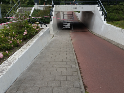 fiets tunnel in monnickendam_00001